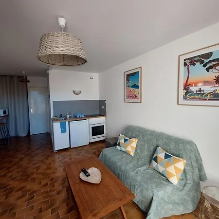 Les Lavandes, T2 Avec Terrasse Apartman